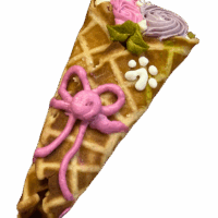 Frenchie Flowers Cannoli